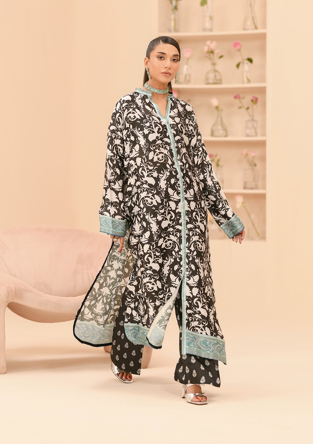 MISS AIK - RTW '24 D1 - LOOK 09 Black Long Shirt For Luxury Events - Pakistani Designer Wear for Women in UK | Kifat