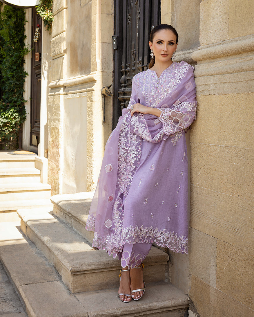Women Wearing Ophelia Iyn Lavender purple Long Shirt for Festive Events - Pakistani Designer Wear for Women in UK | Kifat