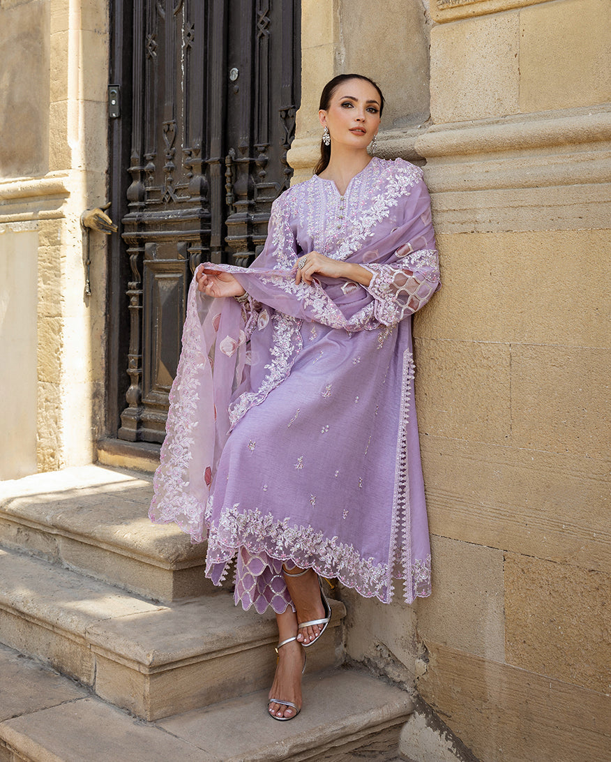 Women Wearing Ophelia Iyn Lavender purple Long Shirt for Festive Events - Pakistani Designer Wear for Women in UK | Kifat