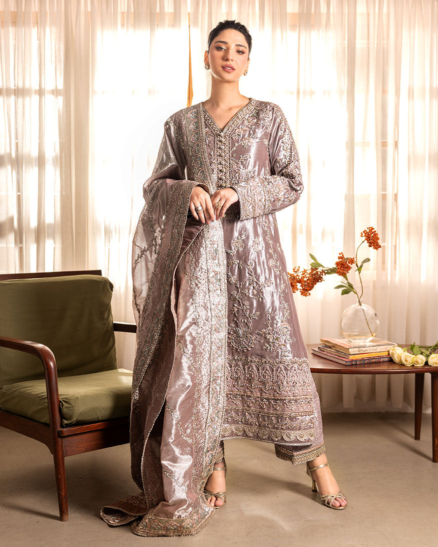 Women Wearing Hamna Tea Pink Long Shirt for Formal Events - Pakistani Designer Wear for Women in UK | Kifat