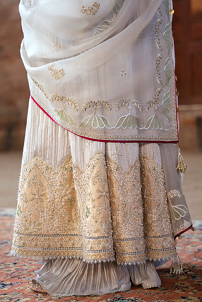 Model Wearing Suffuse by Sana Yasir NEVE Silver Shirt with churidaar pants for Formal Events- Pakistani Designer wear for Women in UK | Kifat