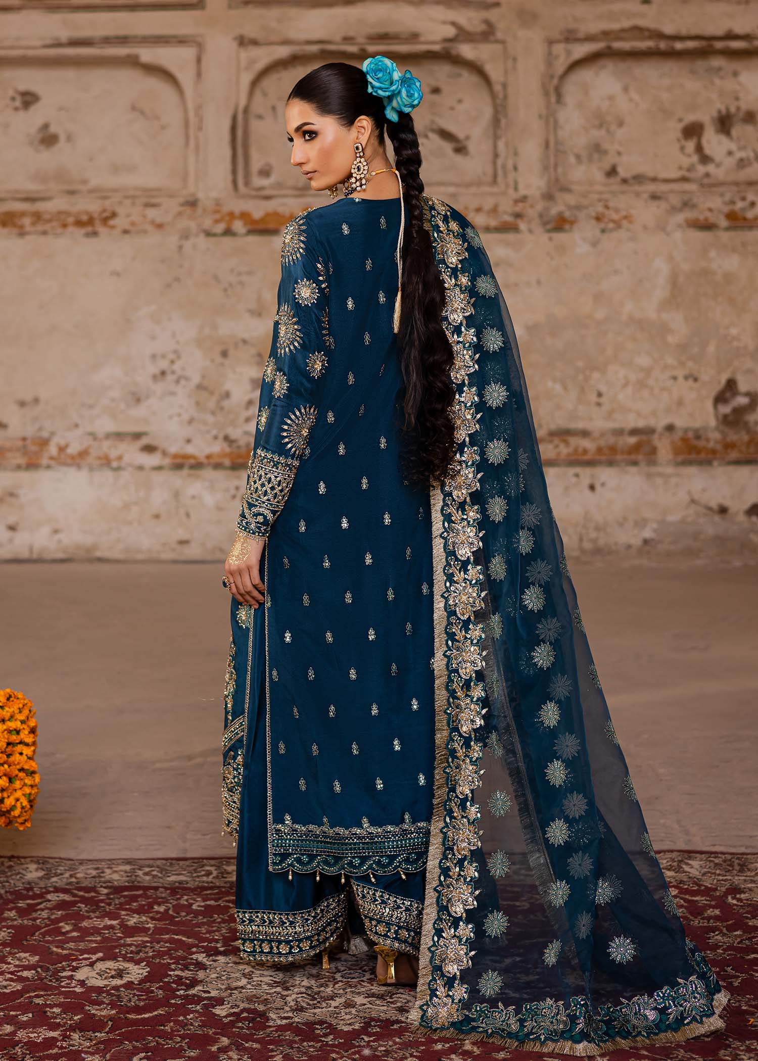 Women Wearing Zinia Zinc Long Shirt For Luxury Formals Events - Pakistani Designer Wear For Women In UK | Kifat