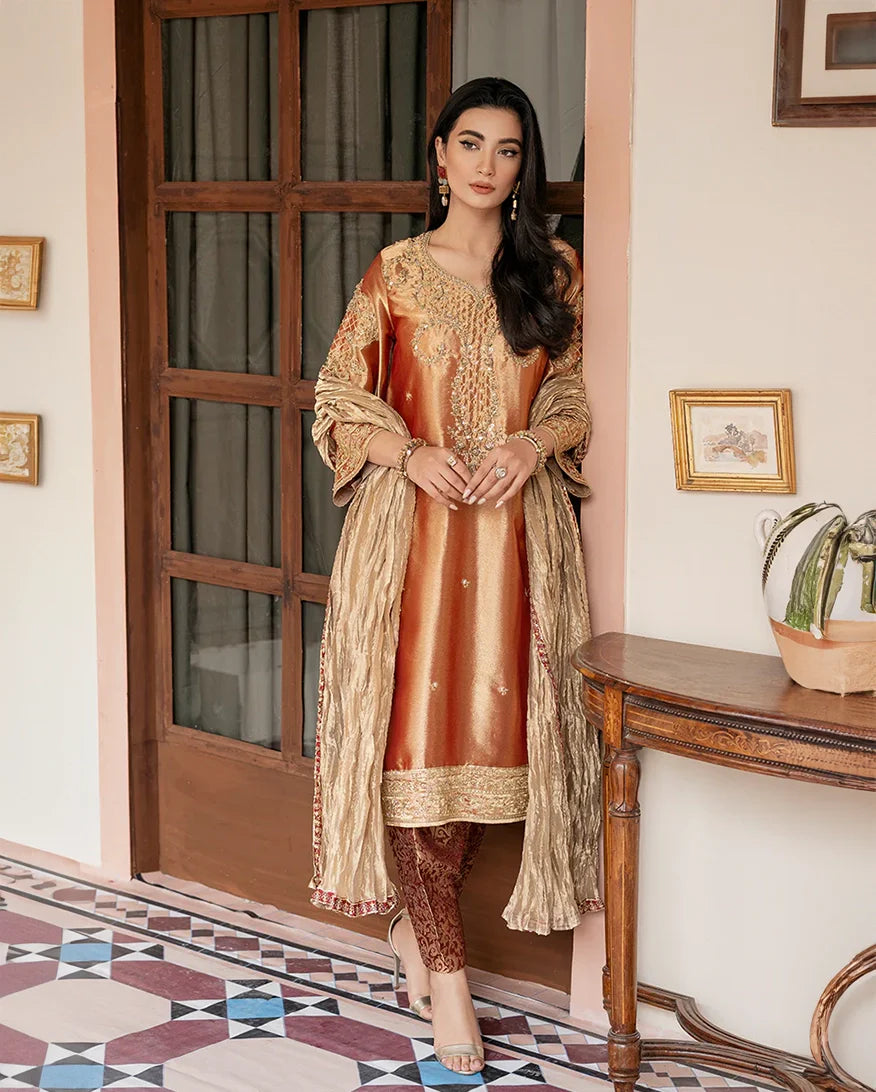 Women Wearing Gul Golden Long Shirt for Formal Events - Pakistani Designer Wear for Women in UK | Kifat