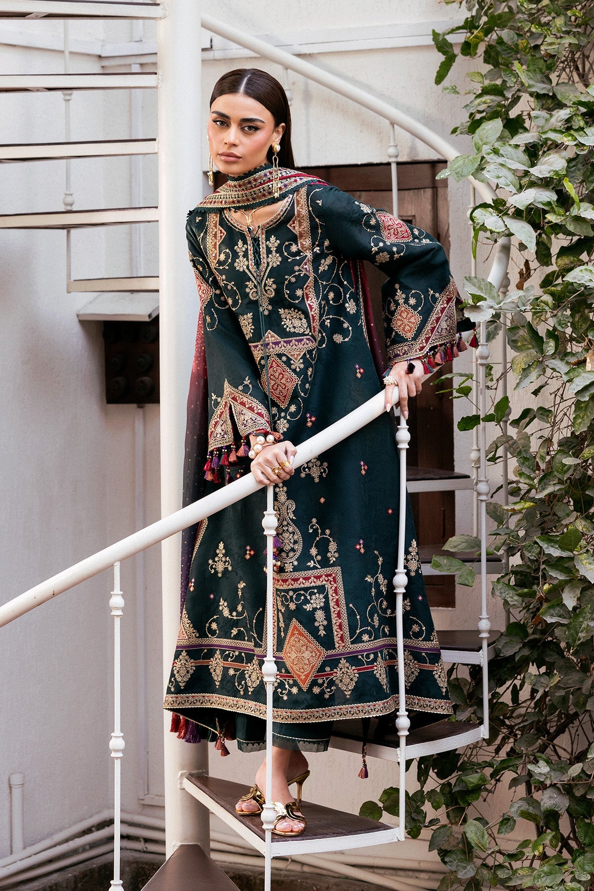 Women Wearing Embroidered Luxury Lawn SL26-D03 Green Long Shirt for Festive Events - Pakistani Designer Wear for Women in UK | Kifat