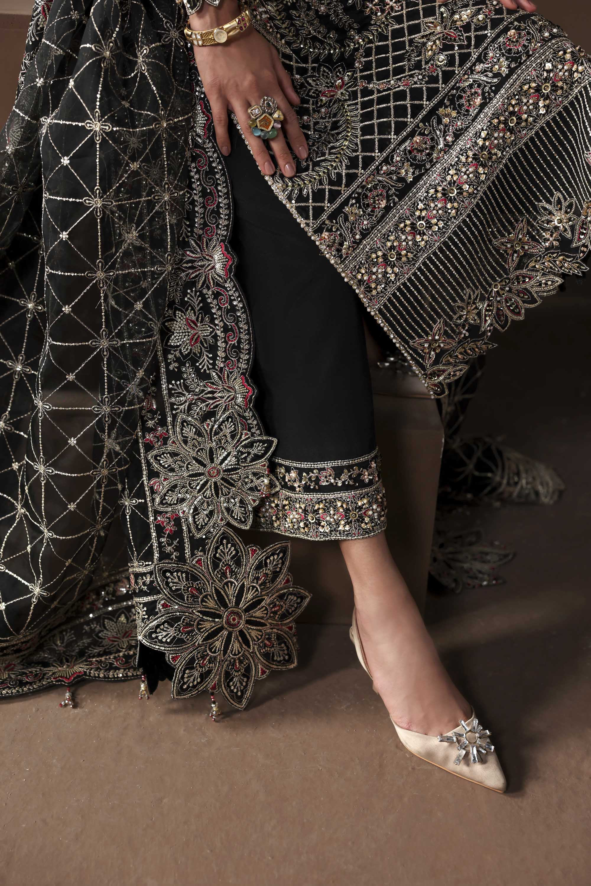 Women Wearing Noir Black Long Shirt For Luxury Formals Events - Pakistani Designer Wear For Women In UK | Kifat