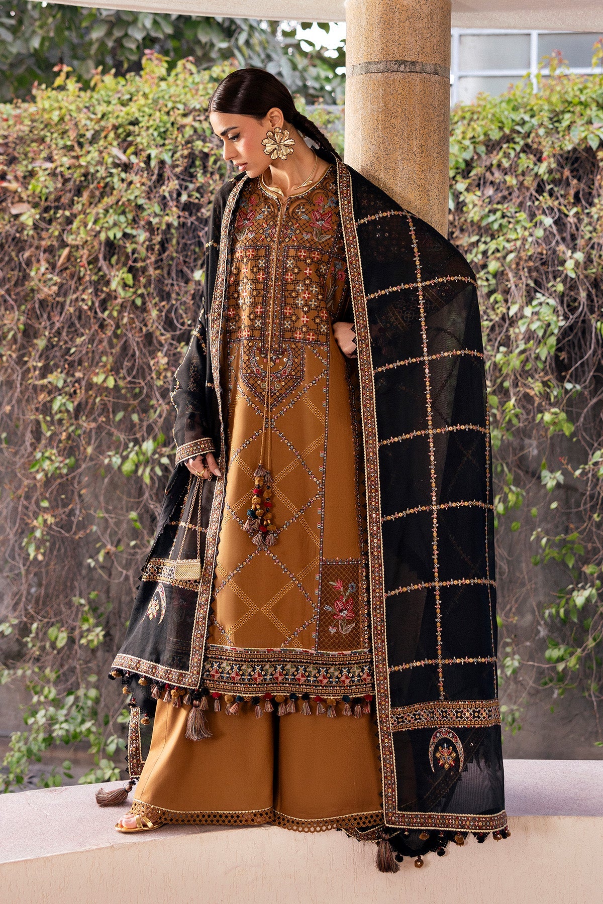 Women Wearing Embroidered Luxury Lawn SL26-D05 Mehndi Long Shirt for Festive Events - Pakistani Designer Wear for Women in UK | Kifat
