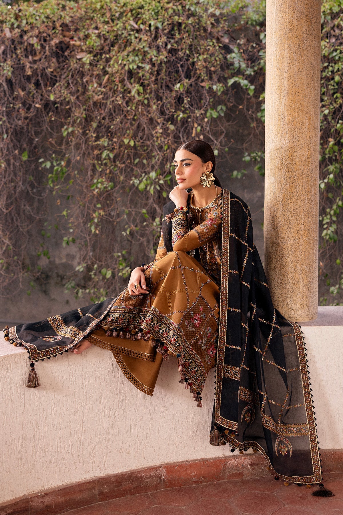 Women Wearing Embroidered Luxury Lawn SL26-D05 Mehndi Long Shirt for Festive Events - Pakistani Designer Wear for Women in UK | Kifat