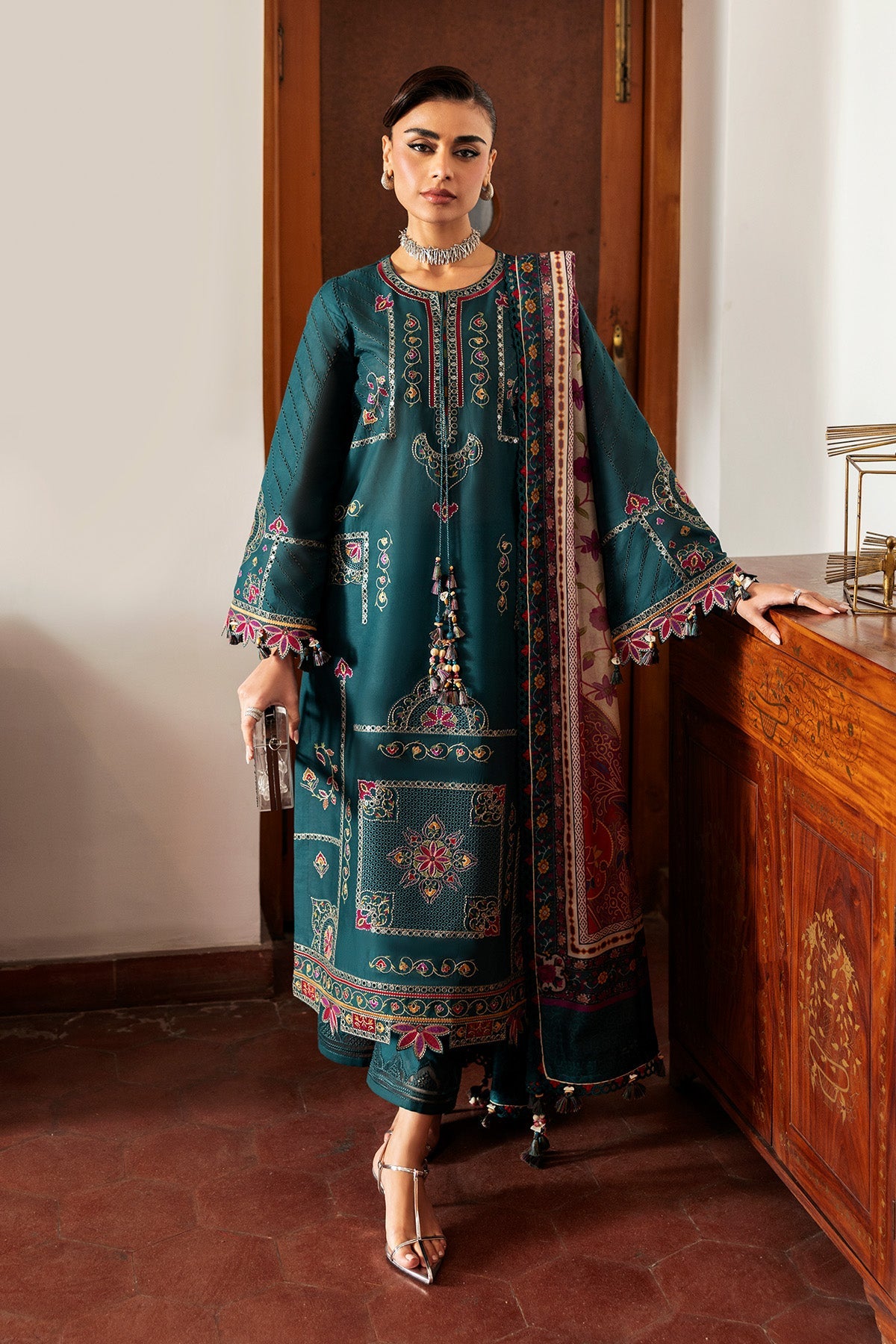 Women Wearing Embroidered Luxury Lawn SL26-D10 Green Long Shirt for Festive Events - Pakistani Designer Wear for Women in UK | Kifat