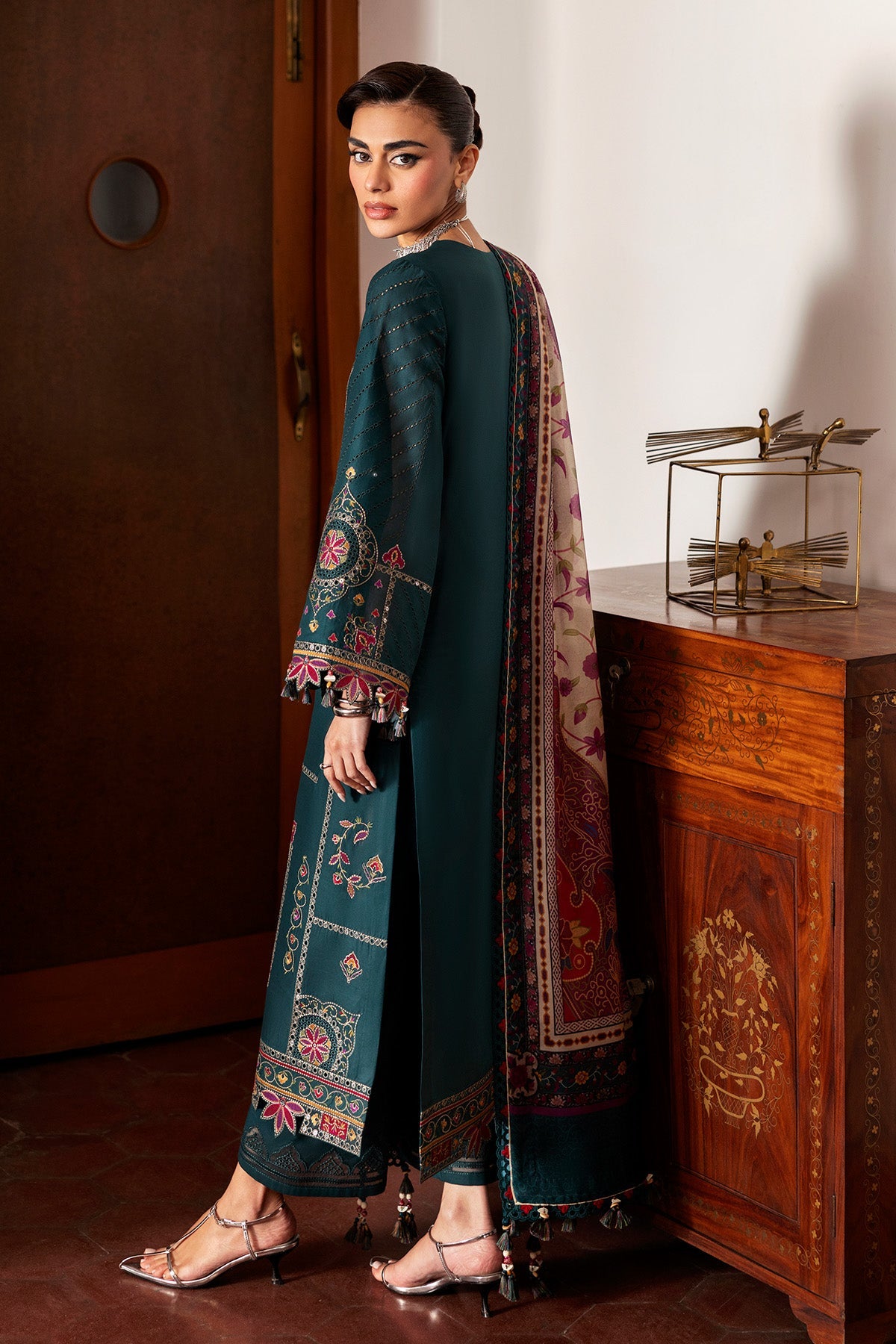 Women Wearing Embroidered Luxury Lawn SL26-D10 Green Long Shirt for Festive Events - Pakistani Designer Wear for Women in UK | Kifat