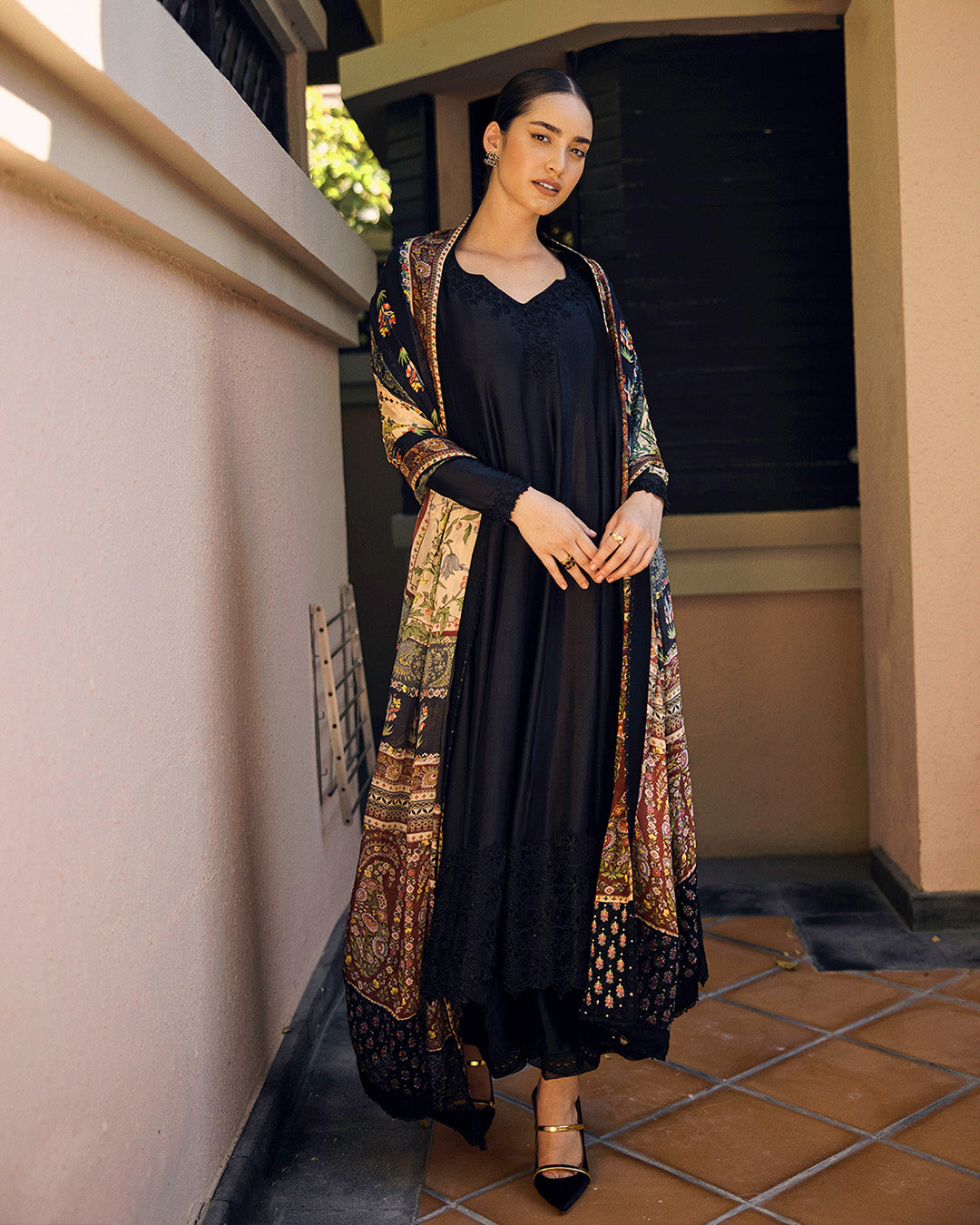 Model Wearing Faiza Saqlain Shelina Black Kalidaar with Culottes for Ladies wear - Pakistani Designer Wear for Women in UK | Kifat