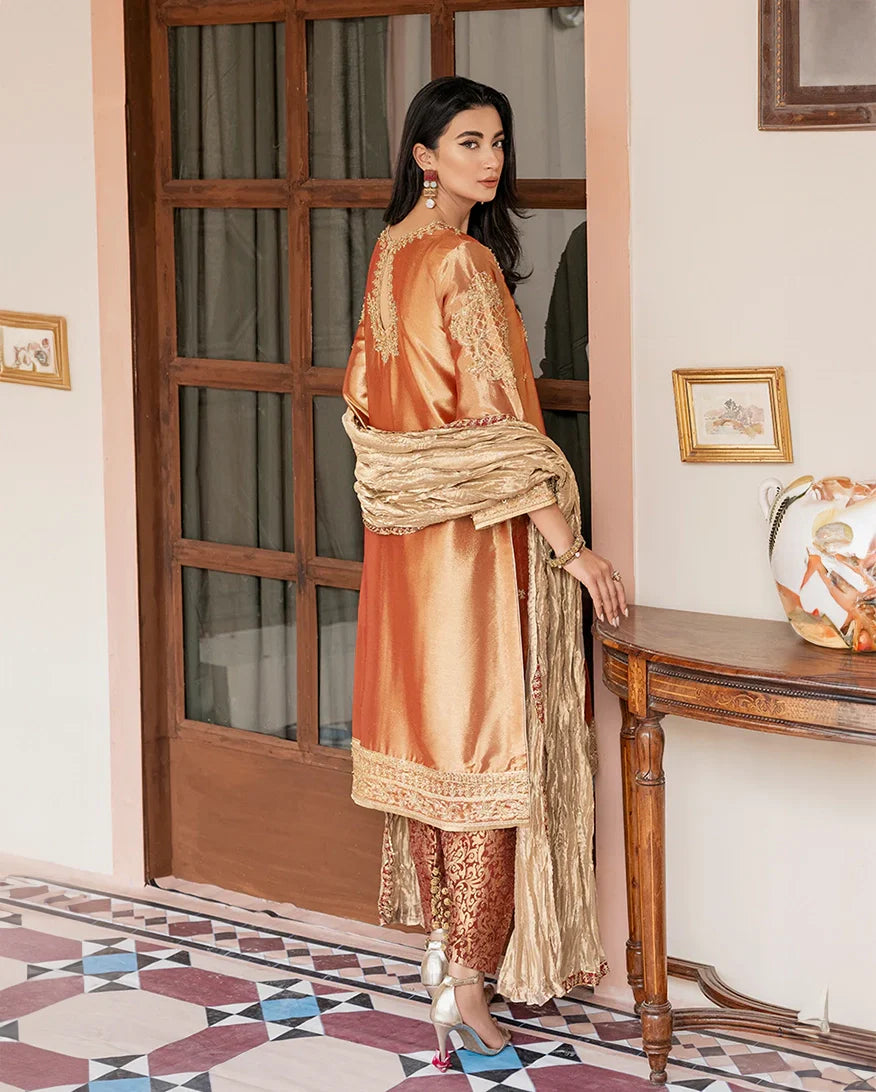 Women Wearing Gul Golden Long Shirt for Formal Events - Pakistani Designer Wear for Women in UK | Kifat