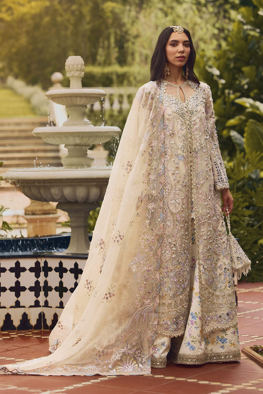 Soraya AZILIS White Long Open Shirt for Wedding Wear, Guest of Wedding Wear - Pakistani Designer Wear for Women in UK | Kifat