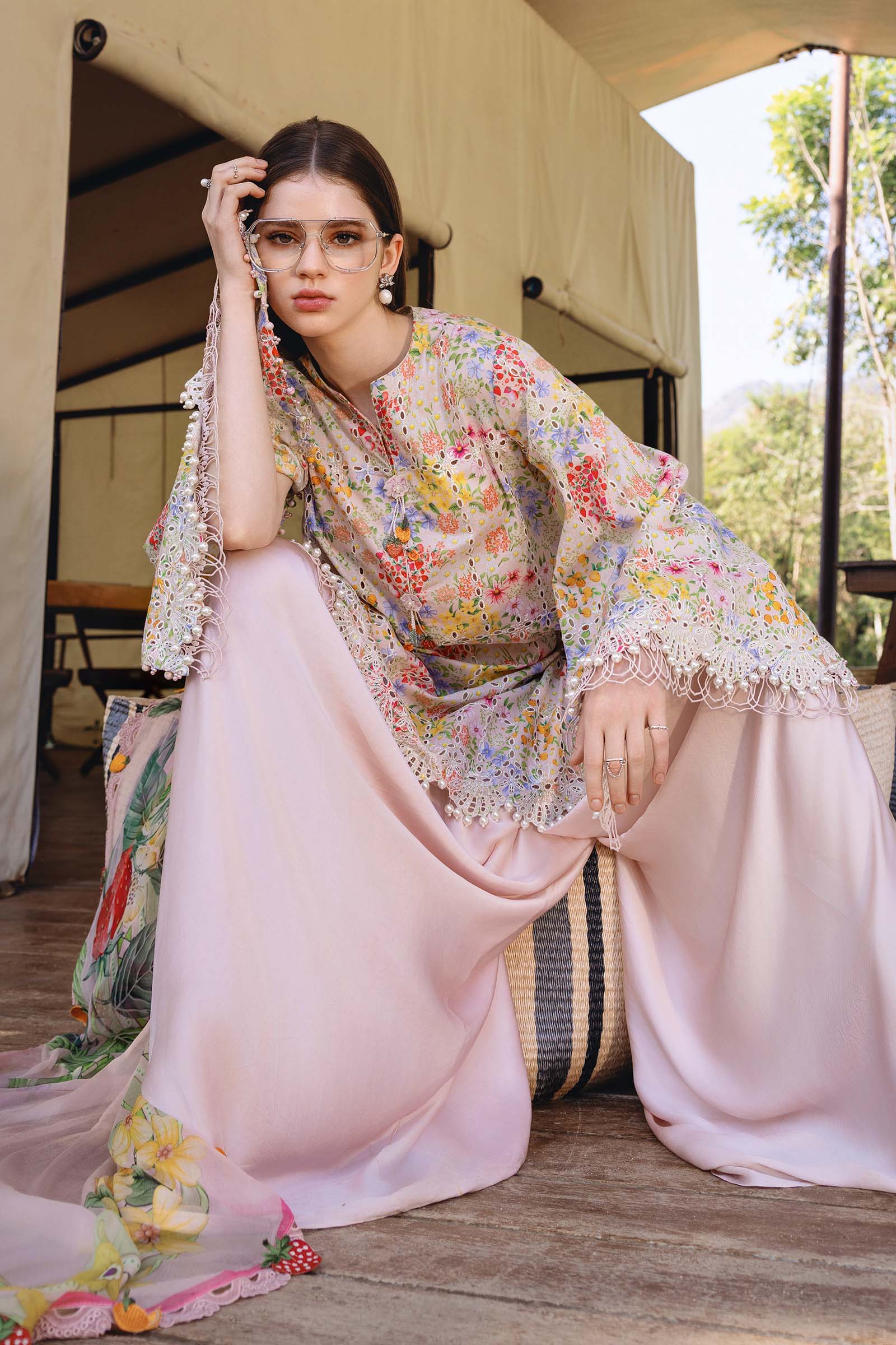 Women Wearing mpt-2914-a Peach Peach for Festive Events - Pakistani Designer Wear for Women in UK | Kifat