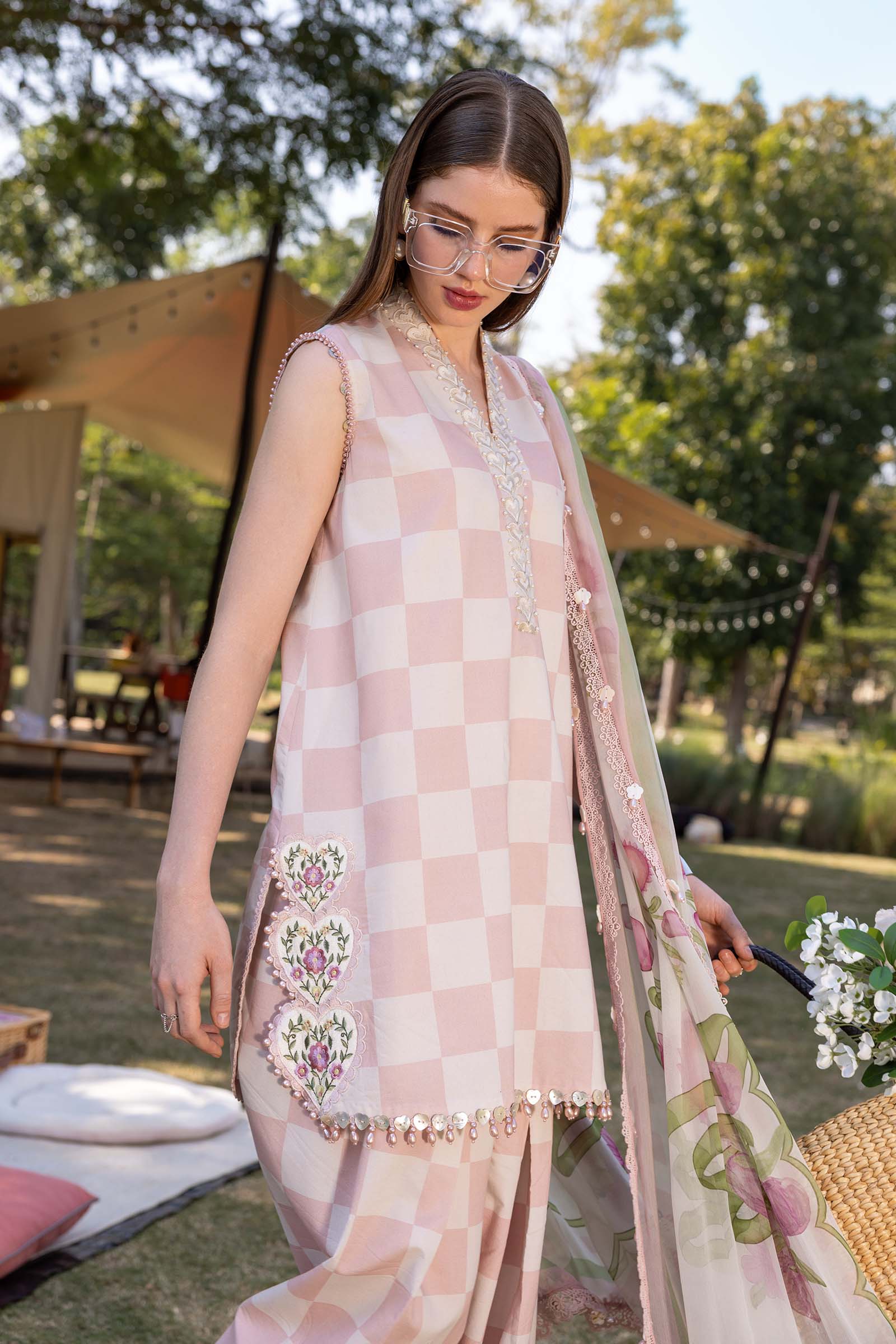 Women Wearing mpt-2906-a Off White and Pink Short shirt with shalwar for Festive Events - Pakistani Designer Wear for Women in UK | Kifat