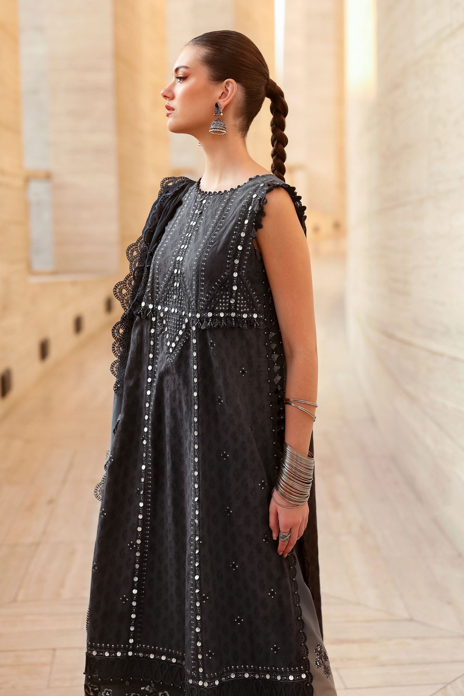 Women Wearing D-2602-B Black Long Shirt For Luxury Events - Pakistani Designer Wear For Women In UK | Kifat