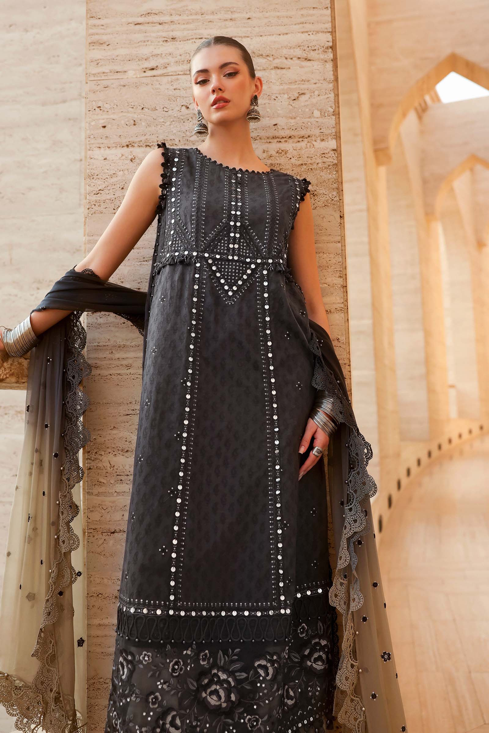 Women Wearing D-2602-B Black Long Shirt For Luxury Events - Pakistani Designer Wear For Women In UK | Kifat