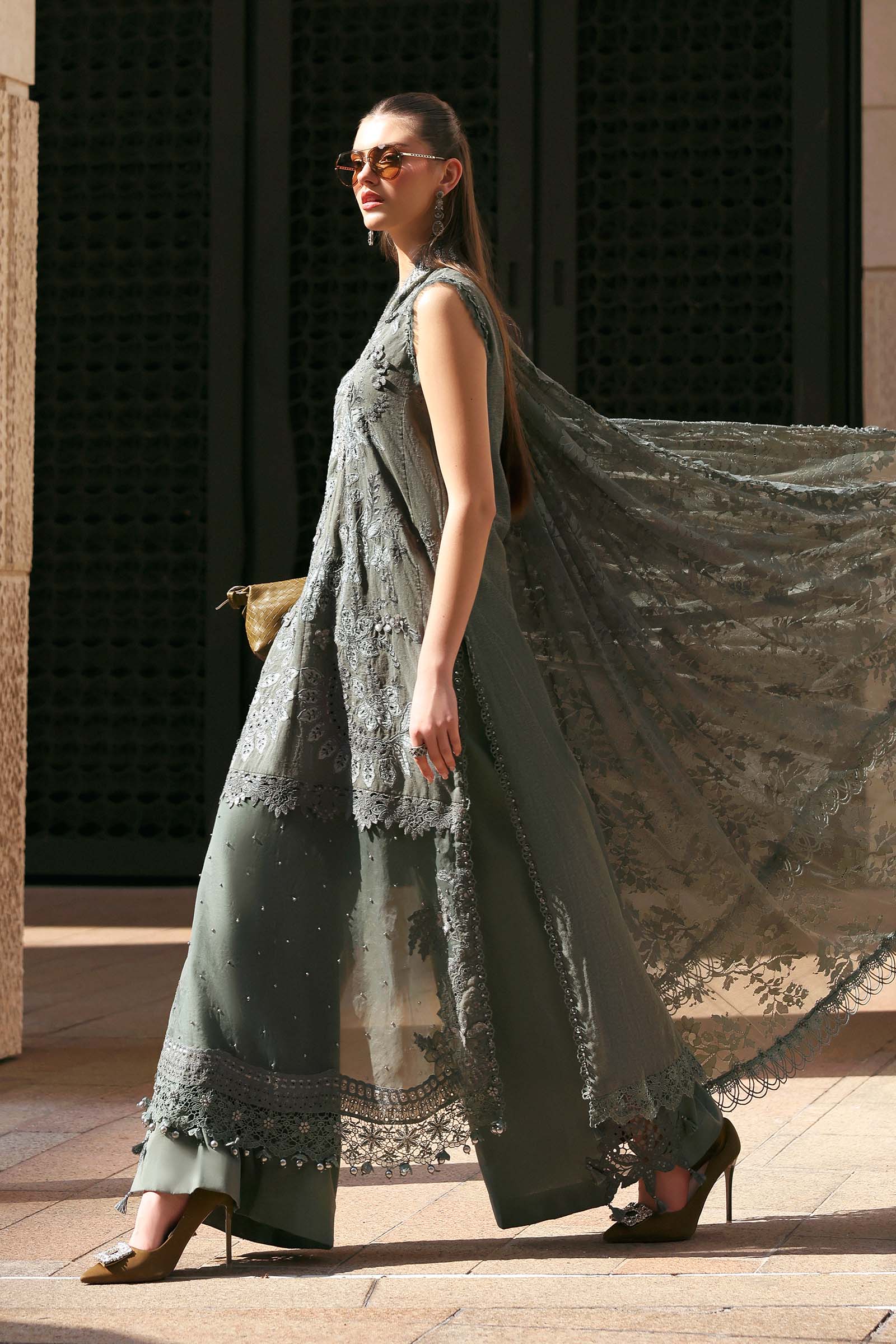Women Wearing D-2603-B Light Pistachio Short Shirt For Luxury Events - Pakistani Designer Wear For Women In UK | Kifat