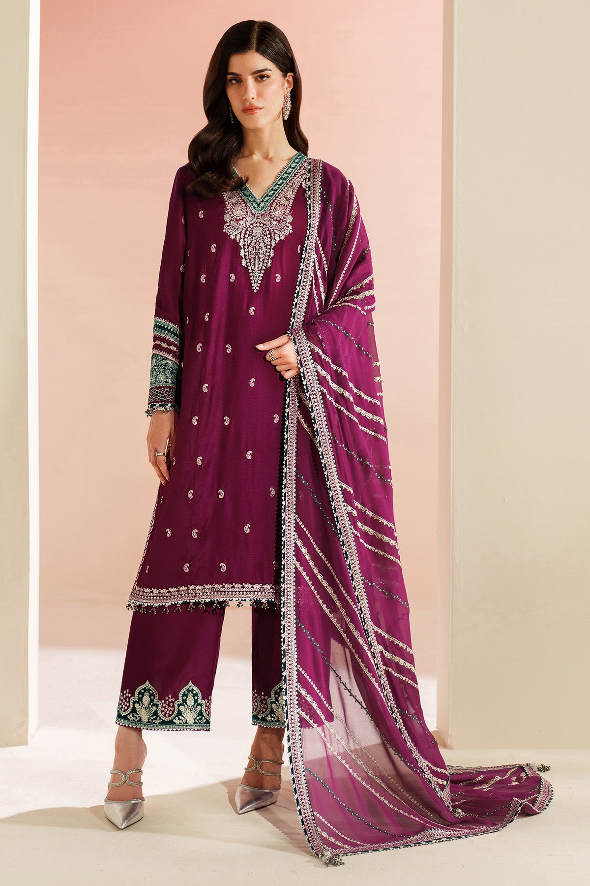 Women Wearing Embroidered Velvet Formal VVF D-6 Purple Long Shirt for Wedding Events - Pakistani Designer Wear for Women in UK | Kifat