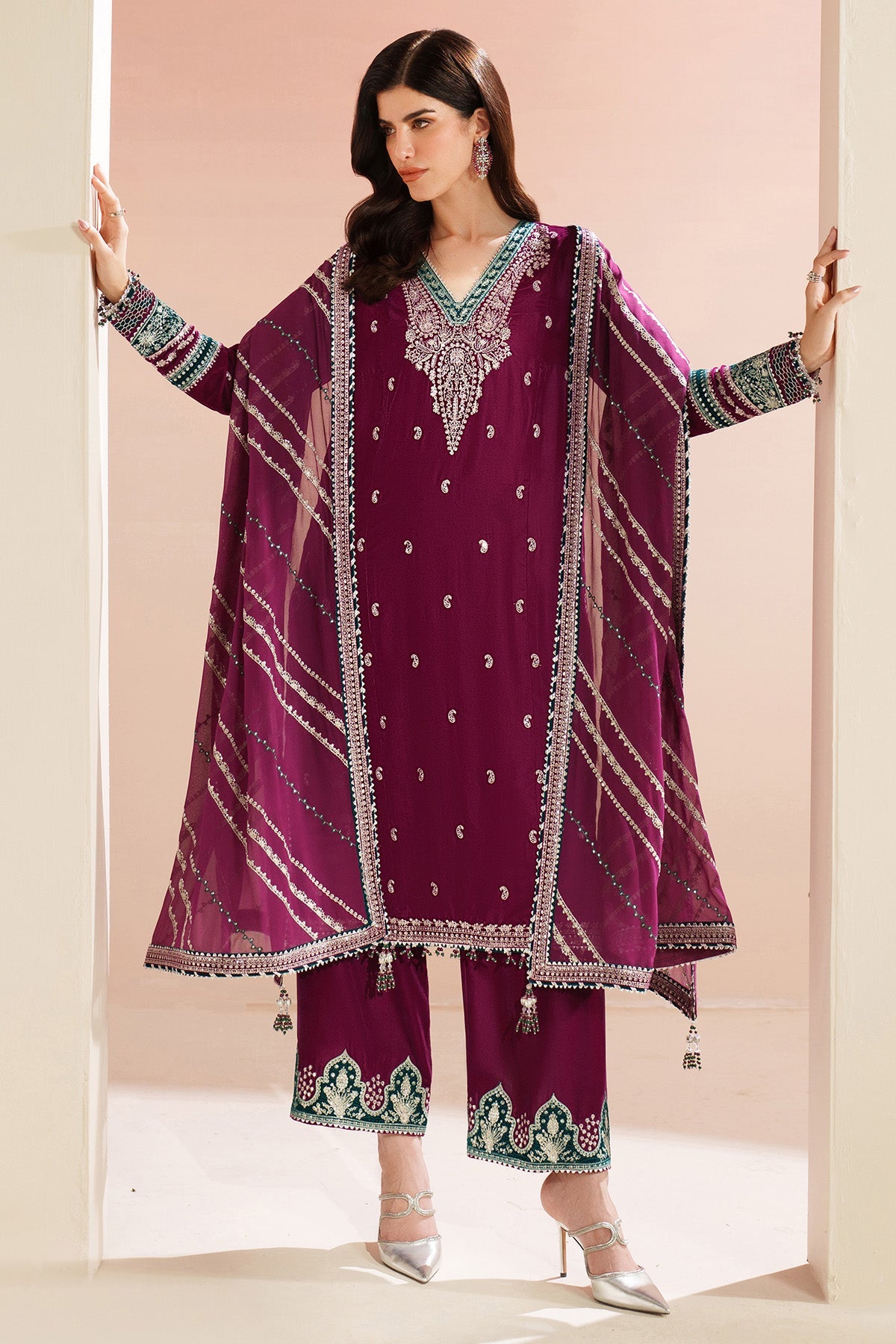 Women Wearing Embroidered Velvet Formal VVF D-6 Purple Long Shirt for Wedding Events - Pakistani Designer Wear for Women in UK | Kifat