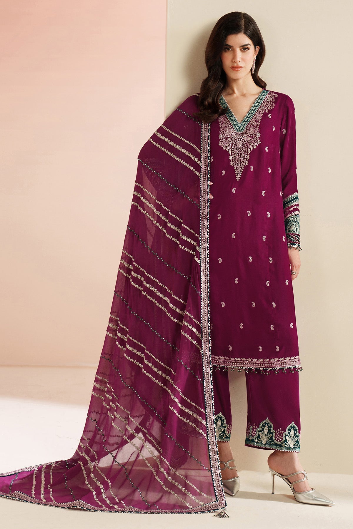 Women Wearing Embroidered Velvet Formal VVF D-6 Purple Long Shirt for Wedding Events - Pakistani Designer Wear for Women in UK | Kifat