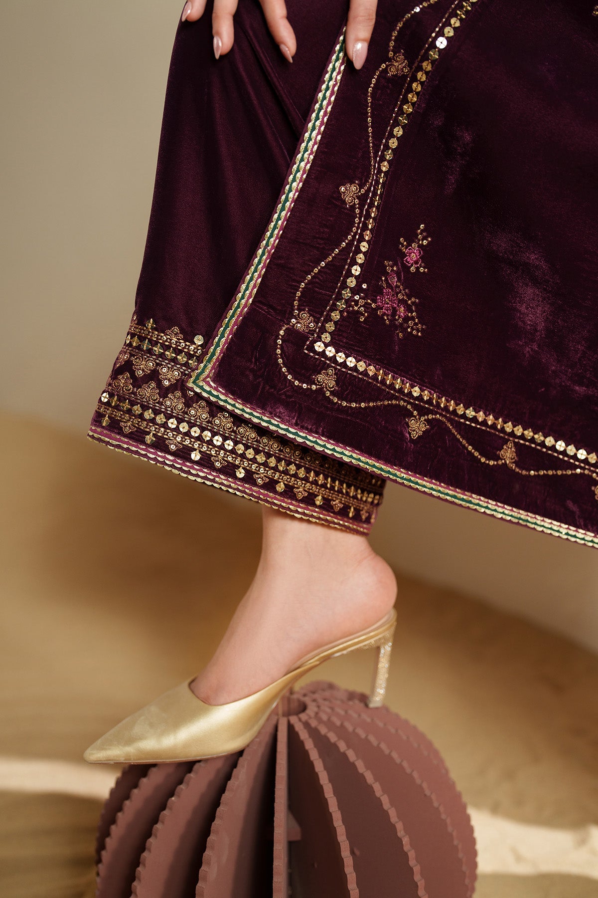 Women Wearing Embroidered Velvet Formal VVF D-4 Plum Long Shirt for Wedding Events - Pakistani Designer Wear for Women in UK | Kifat