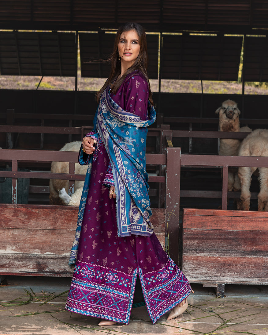 Women Wearing Florence Whisper Magenta Long Shirt for Casual Events - Pakistani Designer Wear for Women in UK | Kifat