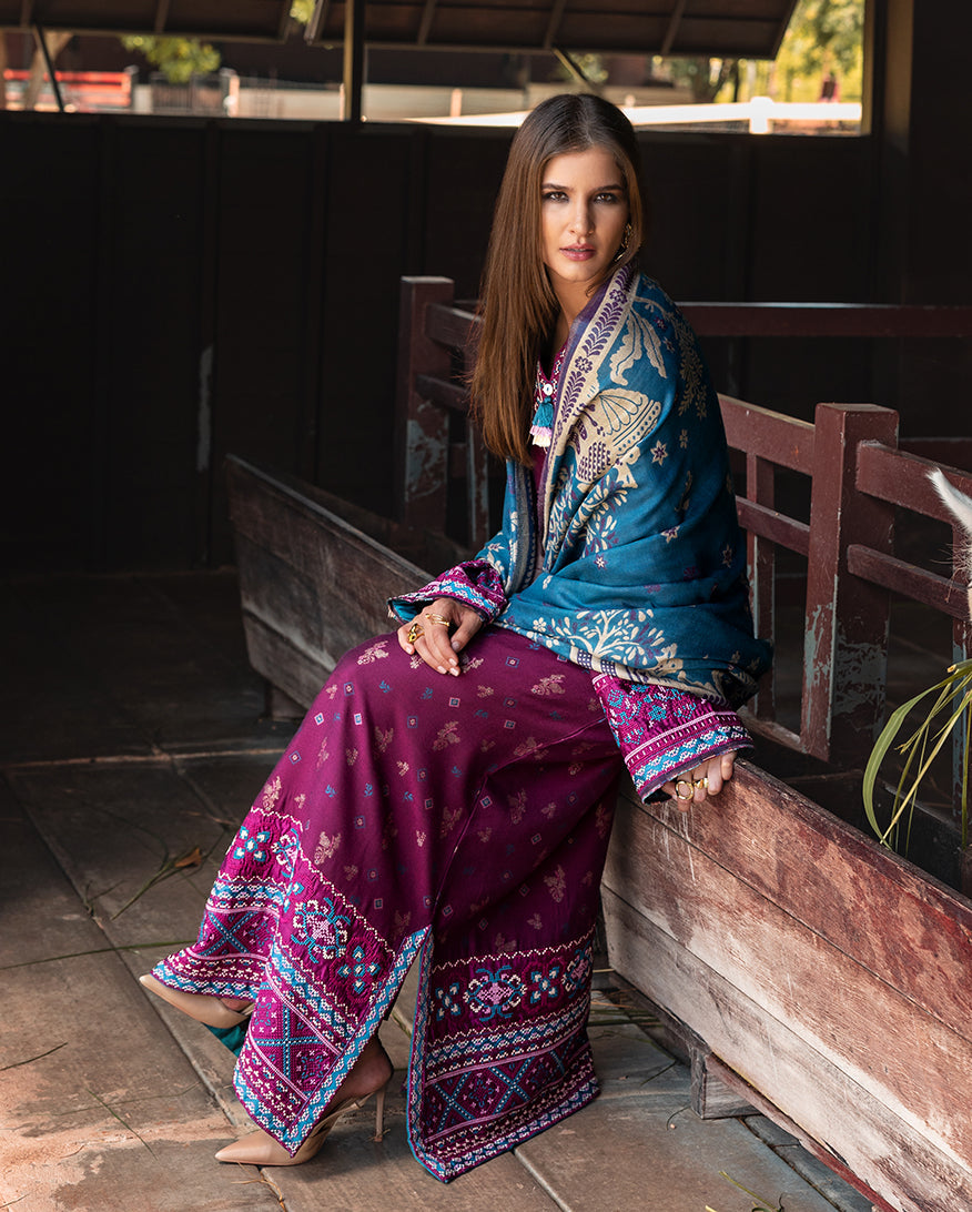 Women Wearing Florence Whisper Magenta Long Shirt for Casual Events - Pakistani Designer Wear for Women in UK | Kifat