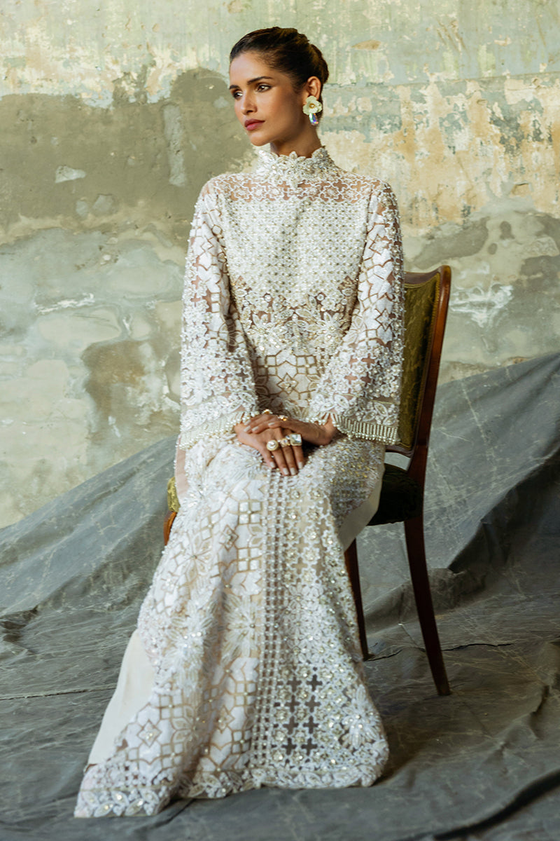 Women Wearing Jasmin Peach Long Shirt for Luxury Events - Pakistani Designer Wear for Women in UK | Kifat