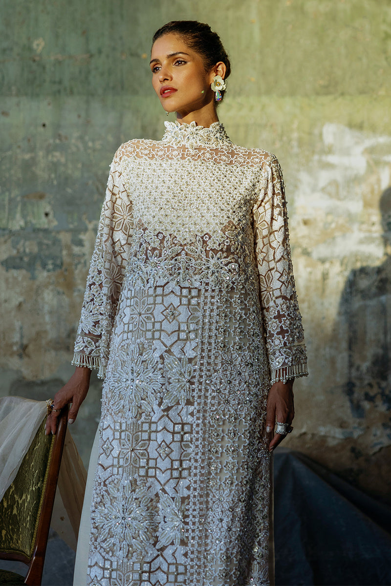 Women Wearing Jasmin Peach Long Shirt for Luxury Events - Pakistani Designer Wear for Women in UK | Kifat