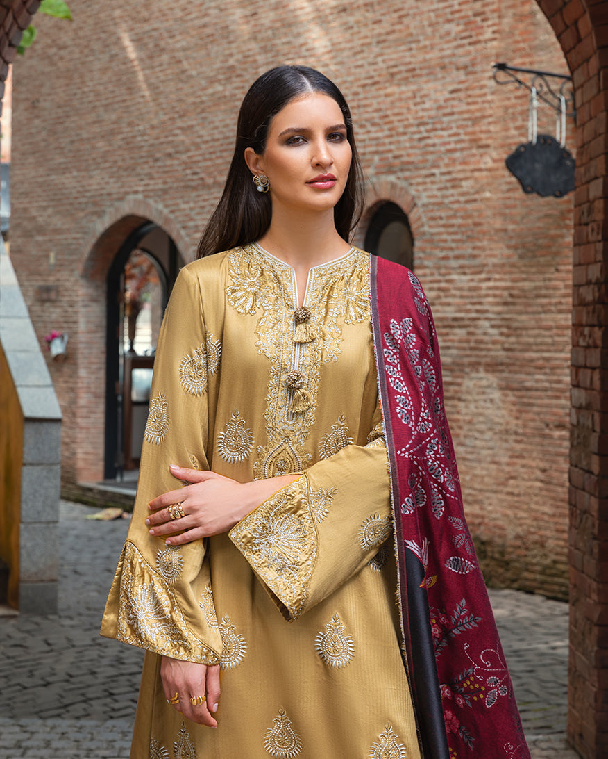 Women Wearing Sunlit Siena Gold Yellow Long Shirt for Casual Events - Pakistani Designer Wear for Women in UK | Kifat