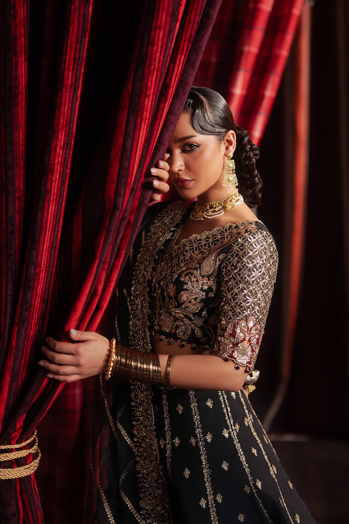 Women Wearing Gulraiz Black Lehnga Choli  For Festive Events - Pakistani Designer Wear For Women In Uk | Kifat