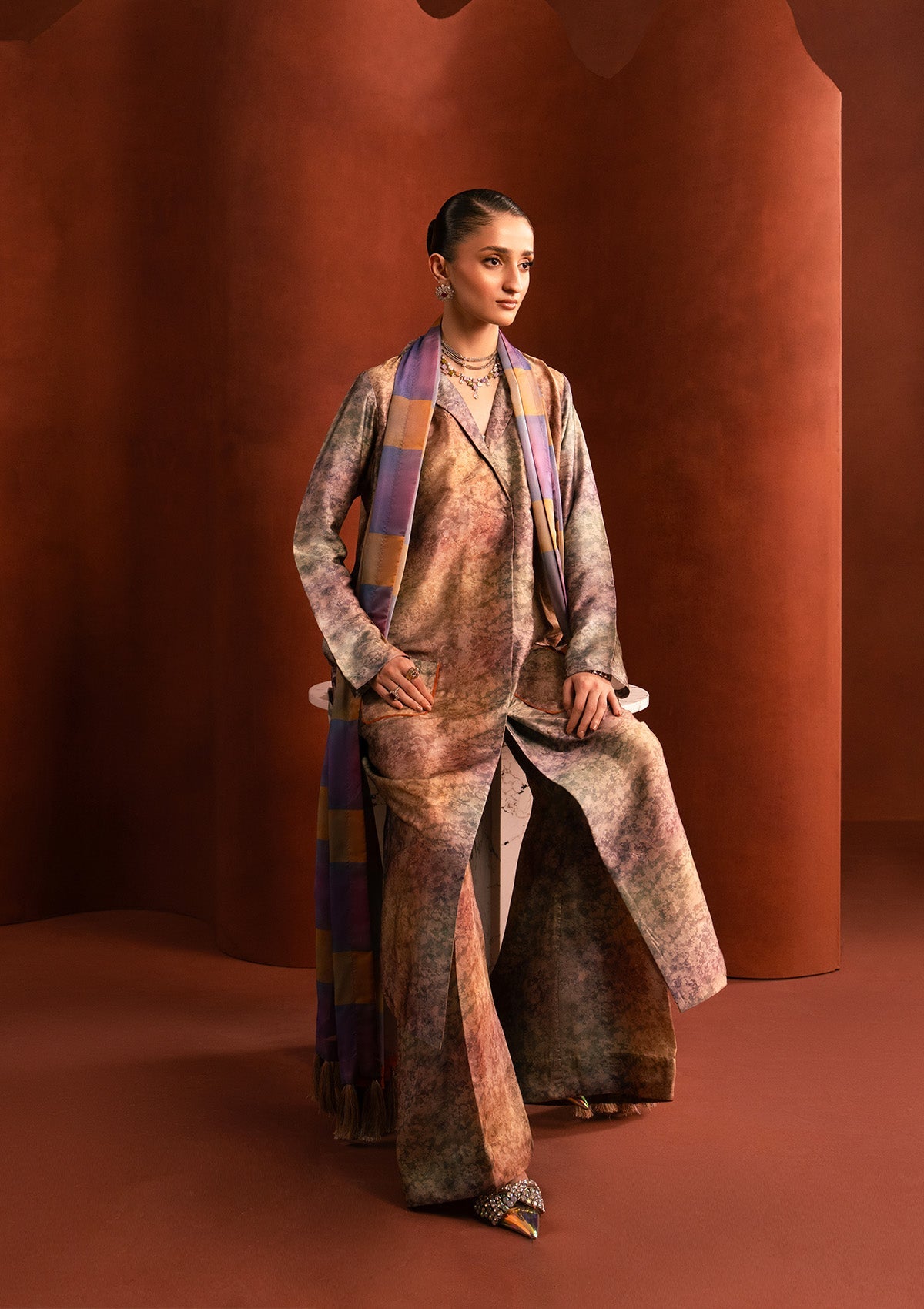 MISS AIK - RTW '25 D2 - LOOK 06 Grey Long Shirt For Luxury Events - Pakistani Designer Wear for Women in UK | Kifat