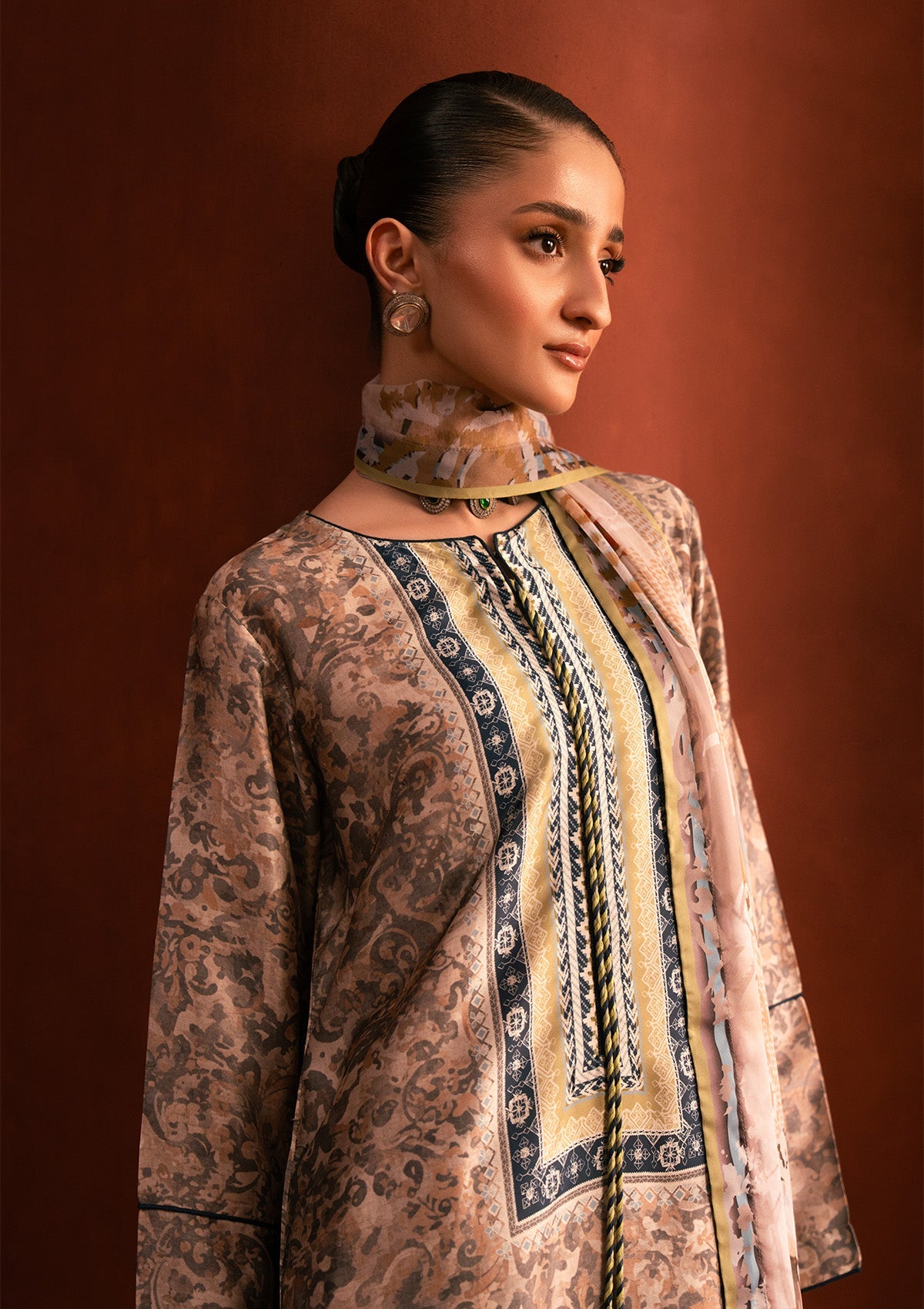 MISS AIK - RTW '25 D2 - LOOK 09 Cream Long Shirt For Luxury Events - Pakistani Designer Wear for Women in UK | Kifat