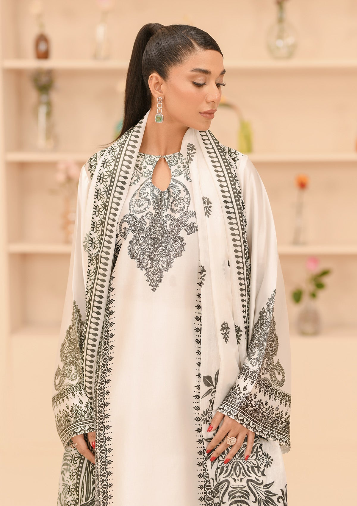 MISS AIK - RTW '24 D1 - LOOK 02 White Long Shirt For Luxury Events - Pakistani Designer Wear for Women in UK | Kifat