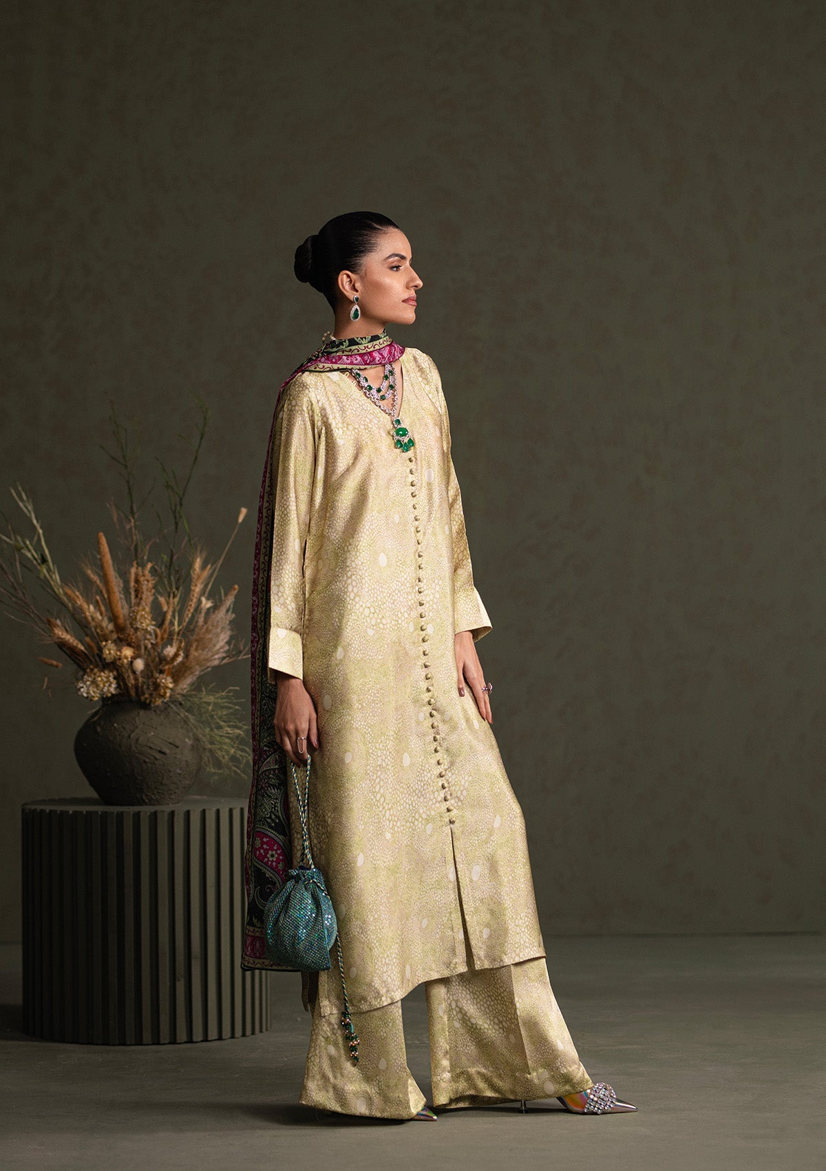 MISS AIK - RTW '25 D1 - LOOK 01 Beige Long Shirt For Luxury Events - Pakistani Designer Wear for Women in UK | Kifat