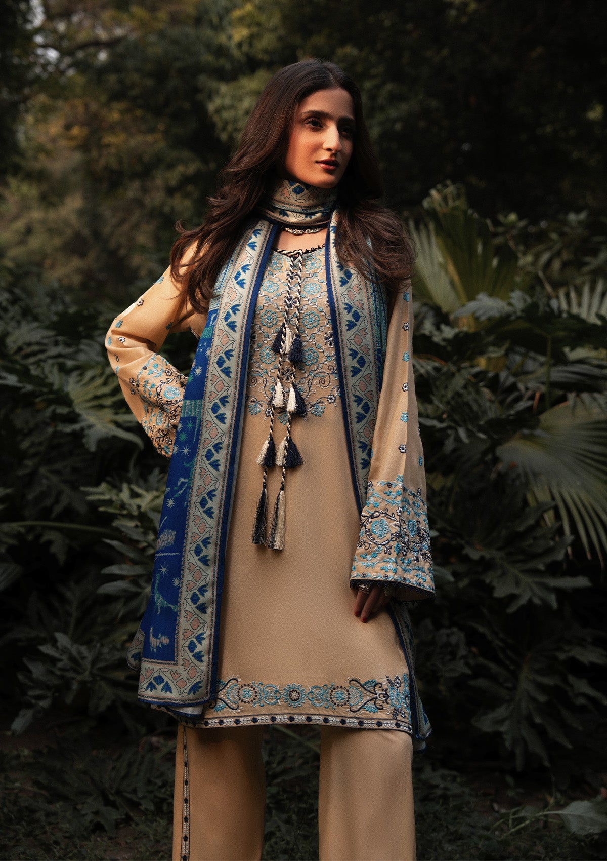 AIK ROZ '25 D1 - KARANDI - LOOK 02 Beige Mid Length shirt For Casual Events - Pakistani Designer Wear for Women in UK | Kifat