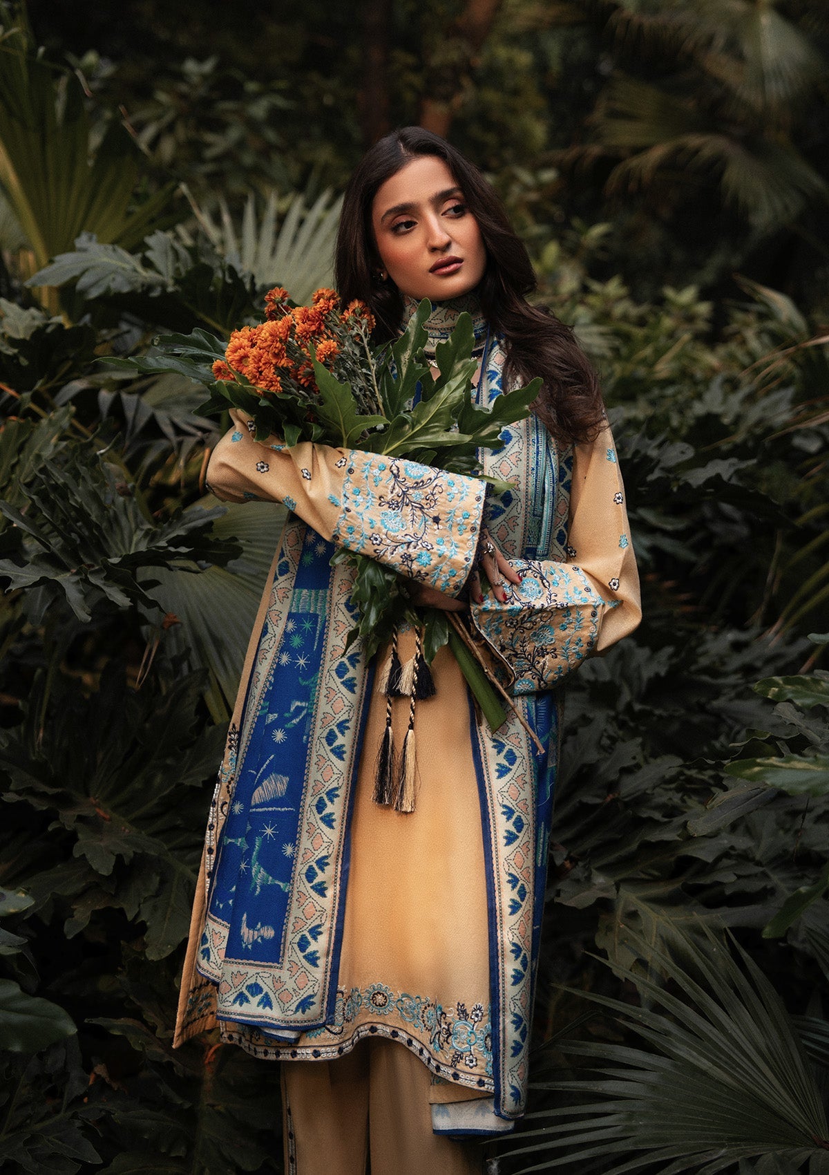 AIK ROZ '25 D1 - KARANDI - LOOK 02 Beige Mid Length shirt For Casual Events - Pakistani Designer Wear for Women in UK | Kifat