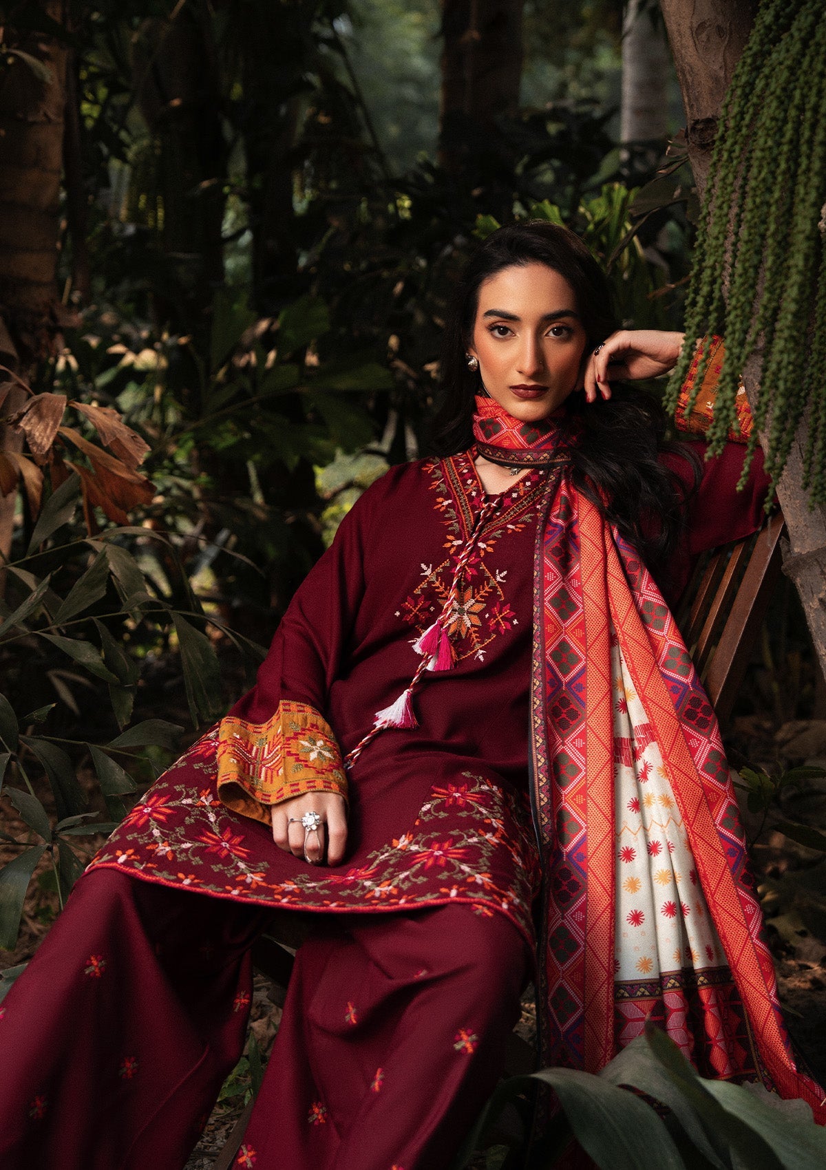 AIK ROZ '25 D1 - KARANDI - LOOK 05 Red Mid Length shirt For Casual Events - Pakistani Designer Wear for Women in UK | Kifat