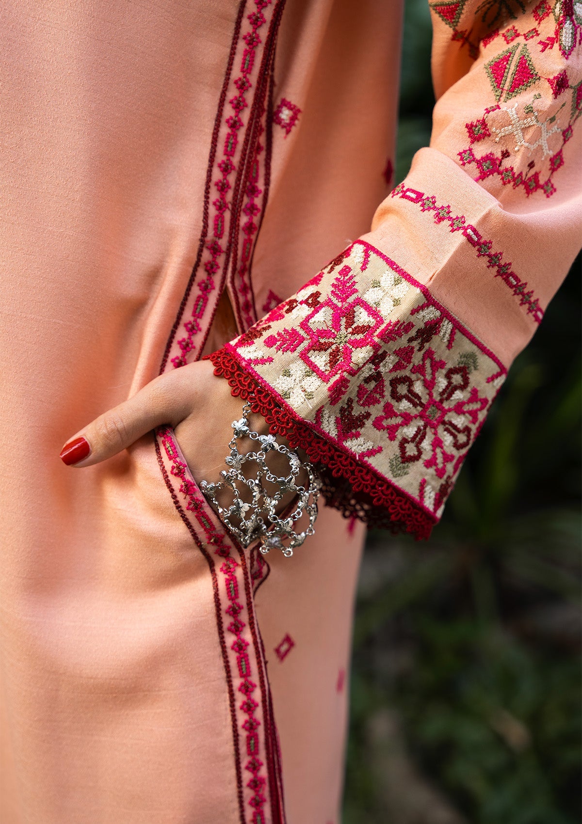 AIK ROZ '25 D1 - KARANDI - LOOK 07 Pink Mid Length Shirt For Casual Events - Pakistani Designer Wear for Women in UK | Kifat