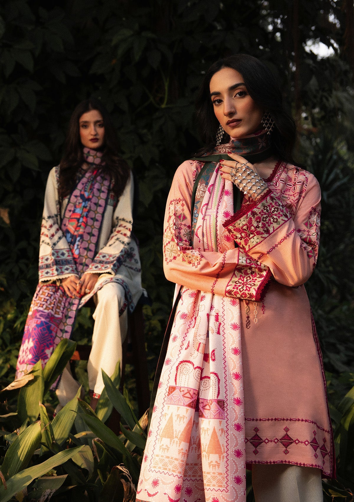 AIK ROZ '25 D1 - KARANDI - LOOK 07 Pink Mid Length Shirt For Casual Events - Pakistani Designer Wear for Women in UK | Kifat