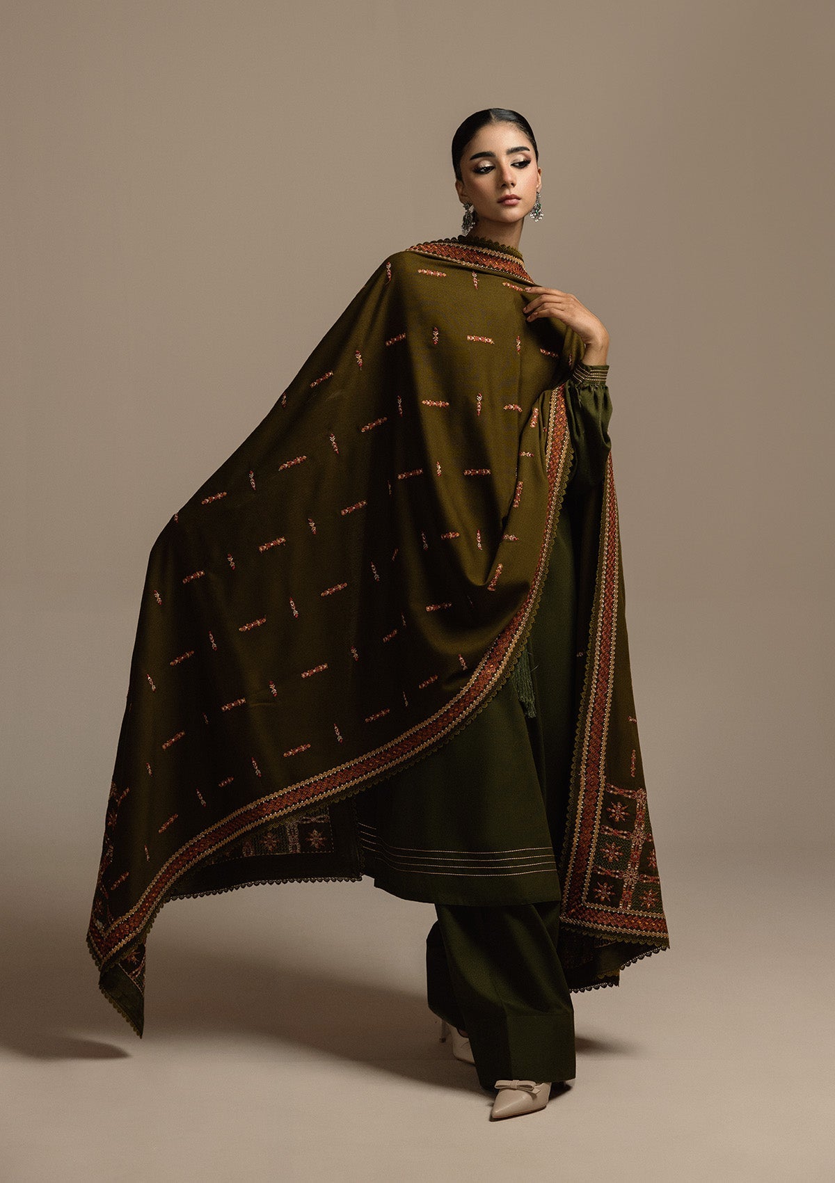 AIK ROZ '25 D3 - KARANDI - LOOK 05 Olive Long Shirt For Casual Events - Pakistani Designer Wear for Women in UK | Kifat