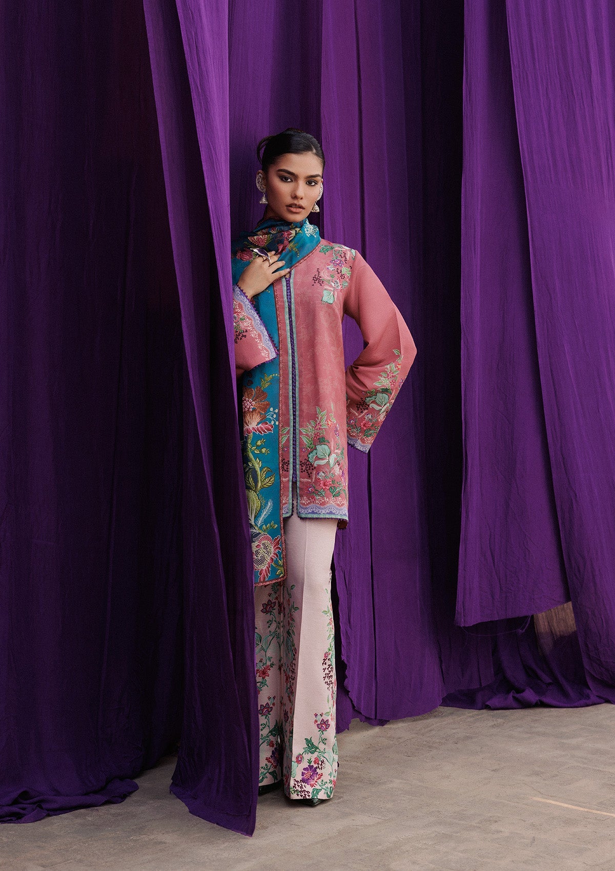 AIK ROZ '25 D2 - KHADDAR - LOOK 02 Pink Short Shirt For Casual Events - Pakistani Designer Wear for Women in UK | Kifat