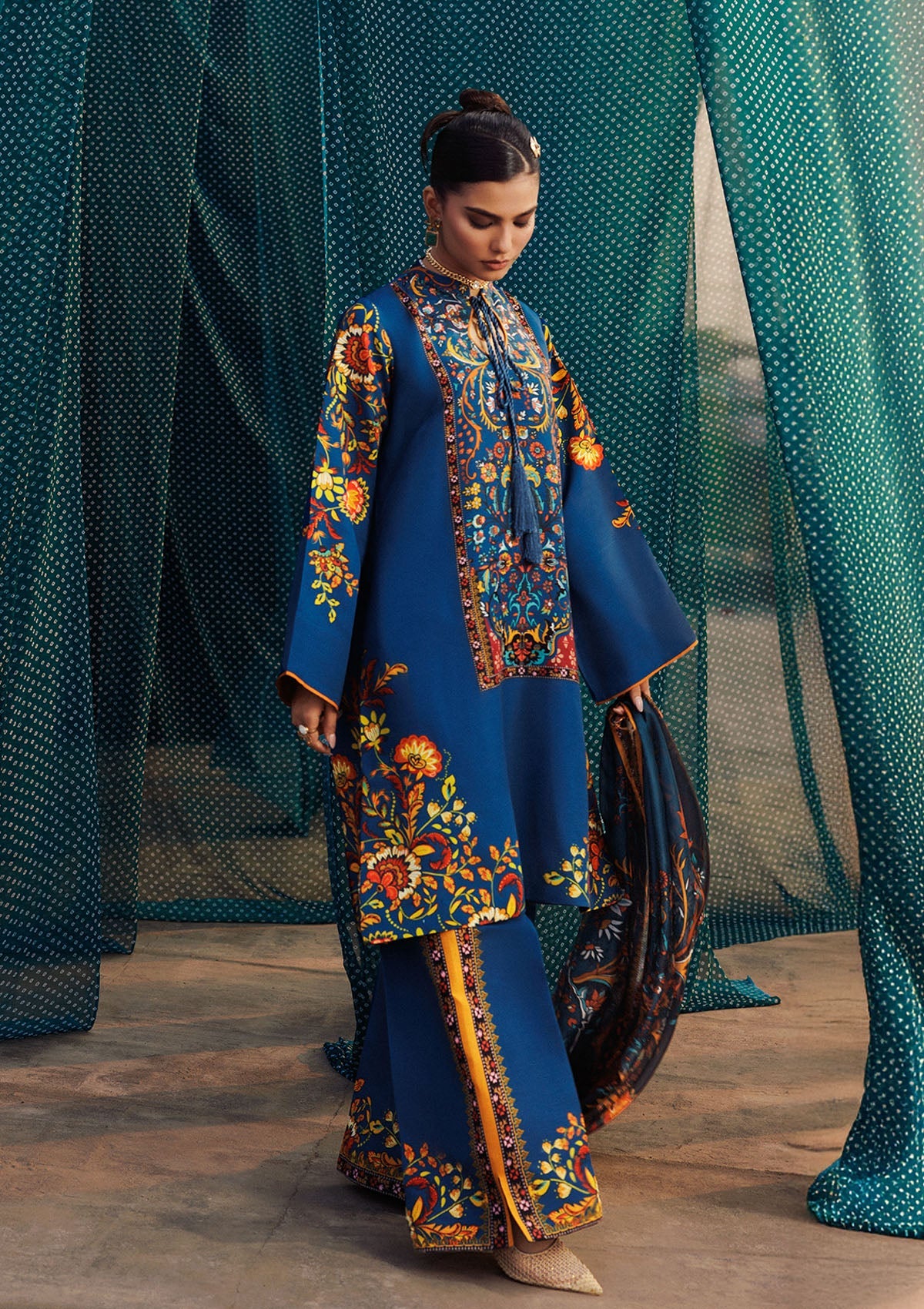 AIK ROZ '25 D2 - KHADDAR - LOOK 03 Blue Short Shirt For Casual Events - Pakistani Designer Wear for Women in UK | Kifat