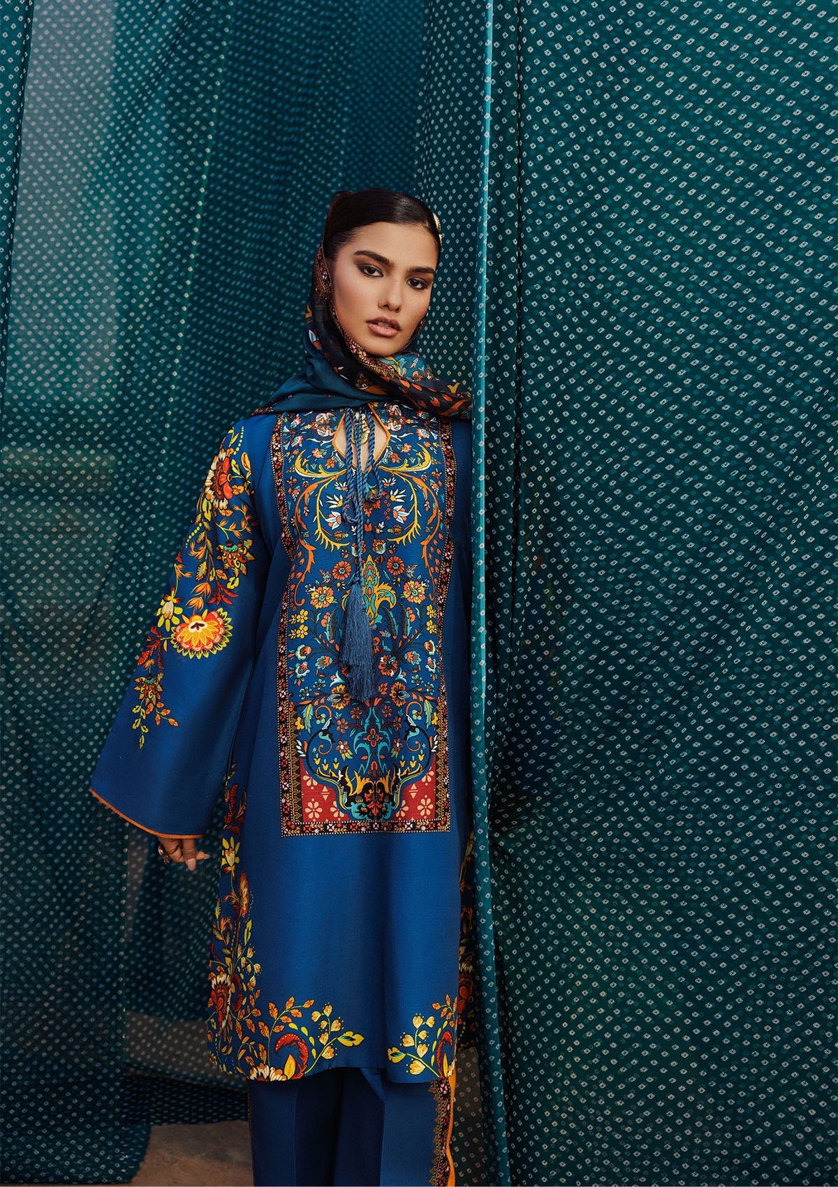 AIK ROZ '25 D2 - KHADDAR - LOOK 03 Blue Short Shirt For Casual Events - Pakistani Designer Wear for Women in UK | Kifat